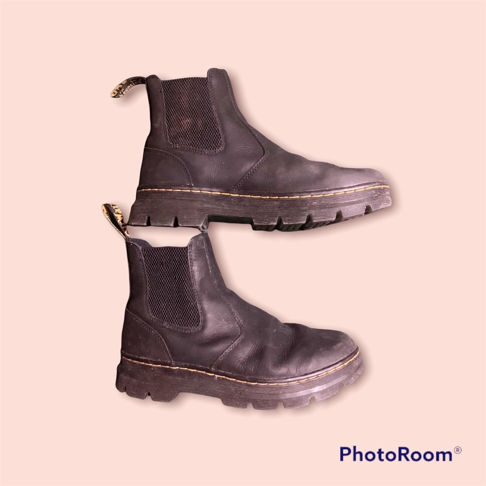 Dr. Martens Unisex Chelsea Boot